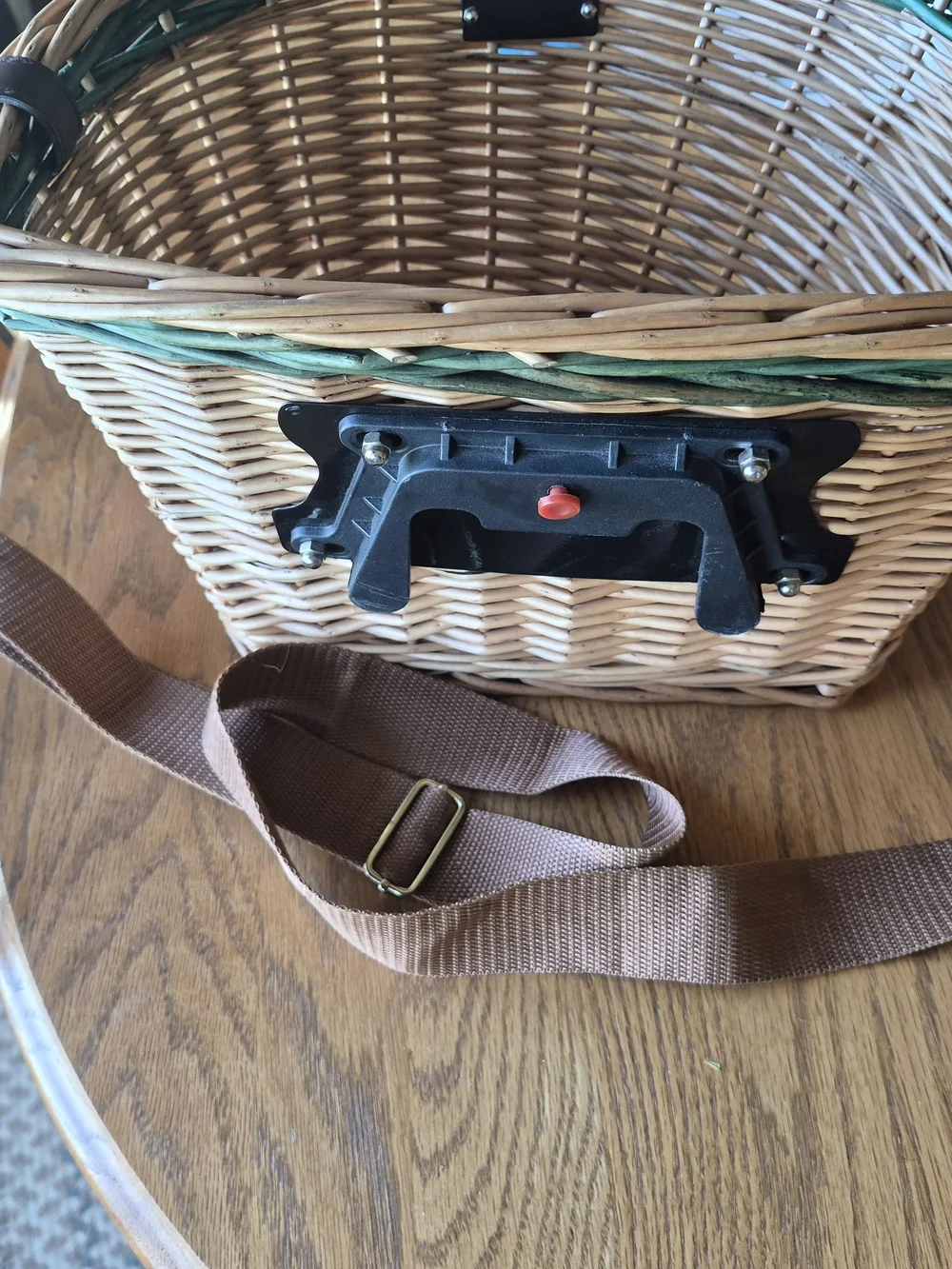 Sunlite Baskets Wicker Bike Basket with Green Trim